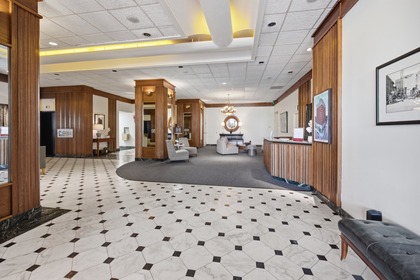 Lobby toward the front desk